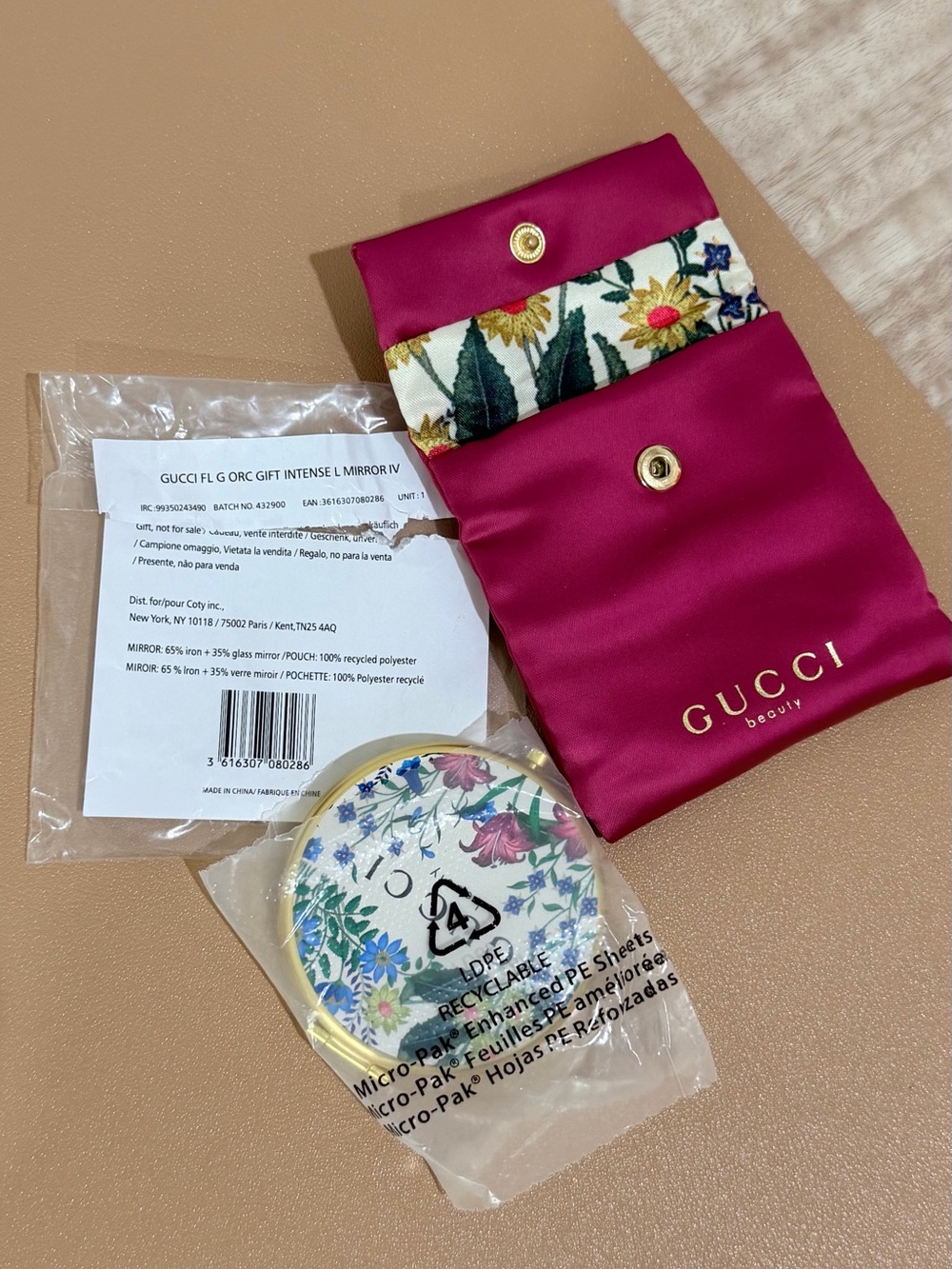 Gucci Beauty Floral Compact Mirror with Magenta Pouch